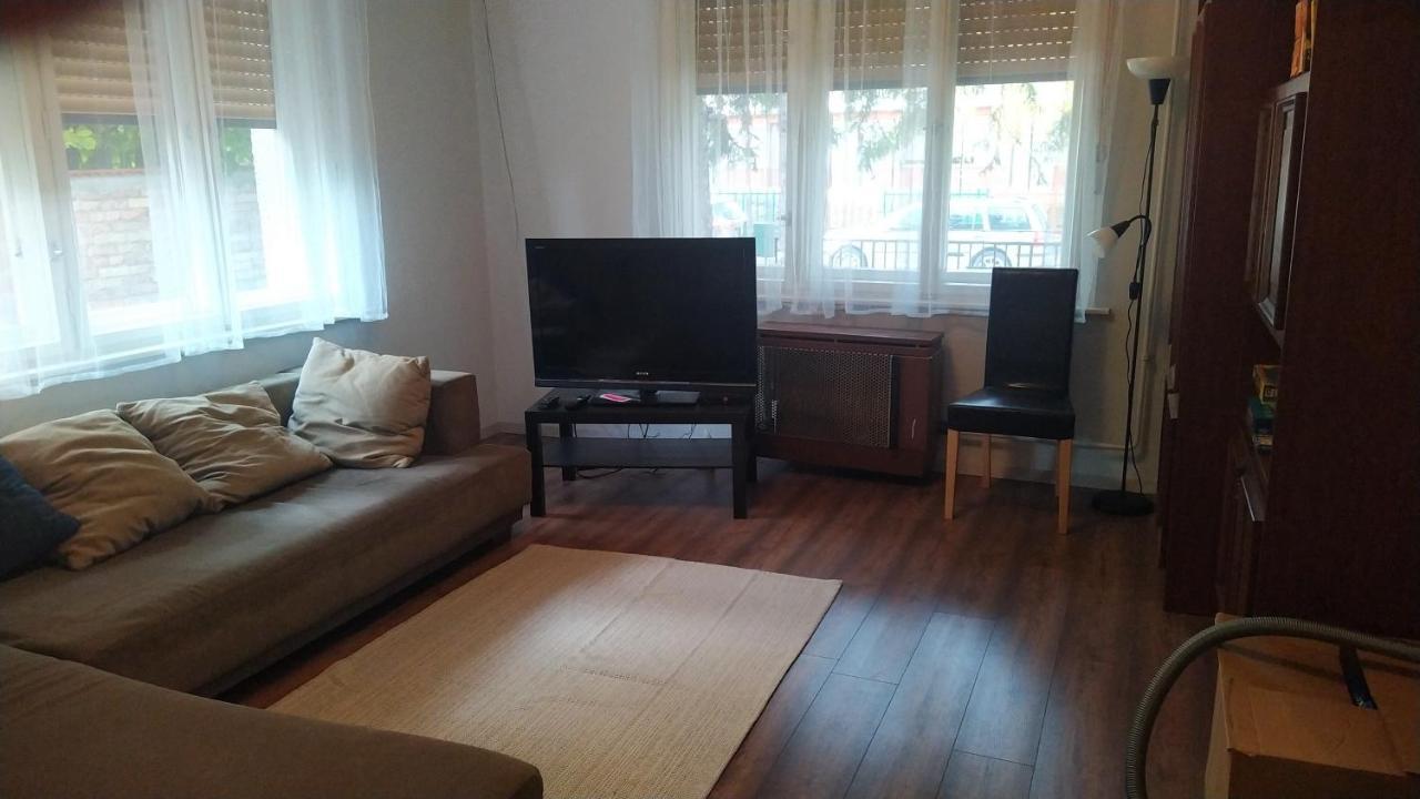 Tulipan Vendeghaz Apartment ชิโอฟก ภายนอก รูปภาพ